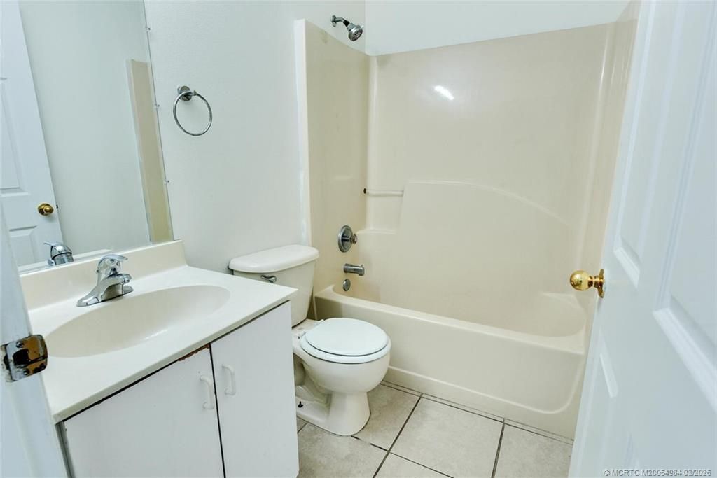 1750 SW Buttercup Avenue, Port Saint Lucie, FL 34953 Photo