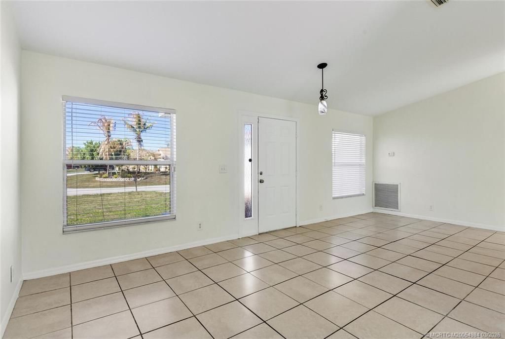 1750 SW Buttercup Avenue, Port Saint Lucie, FL 34953 Photo