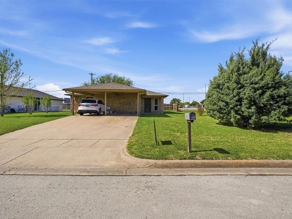 128 Meador Lane, Burleson, TX 76028