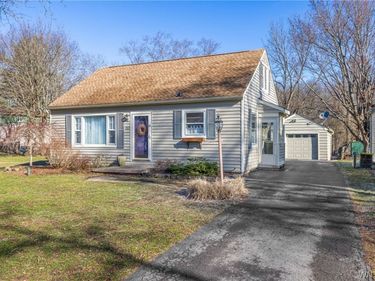 260 North Street, East Aurora, NY 14052