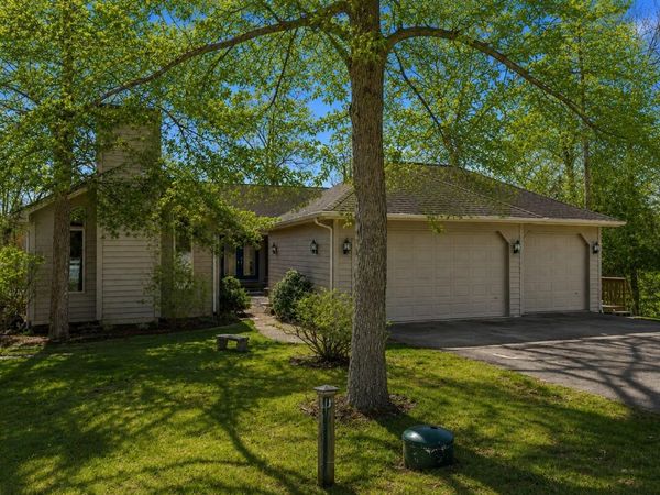 18 Colony Lane, GALENA, IL 61036