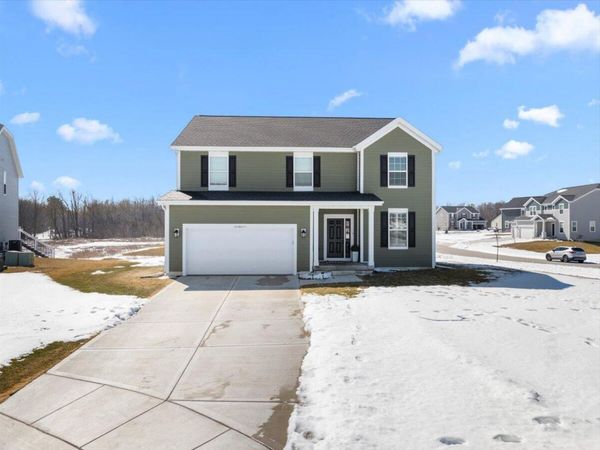 N56W24171 Sabrina COURT, Sussex, WI 53089