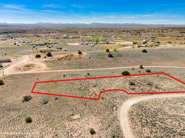 25640 N LOPEZ Drive, Unit 241, Paulden, AZ 86334