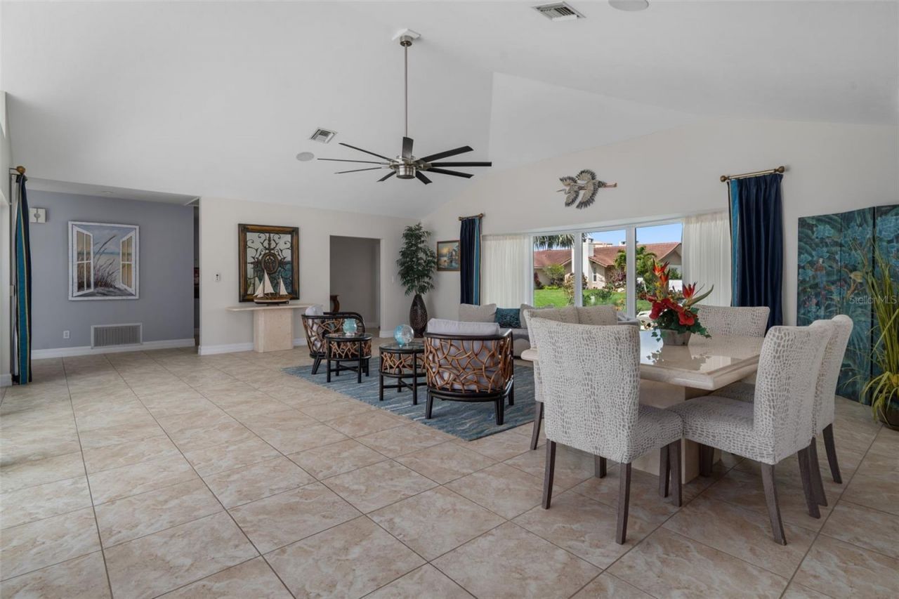 4928 61st Avenue S, Saint Petersburg, FL 33715 Photo