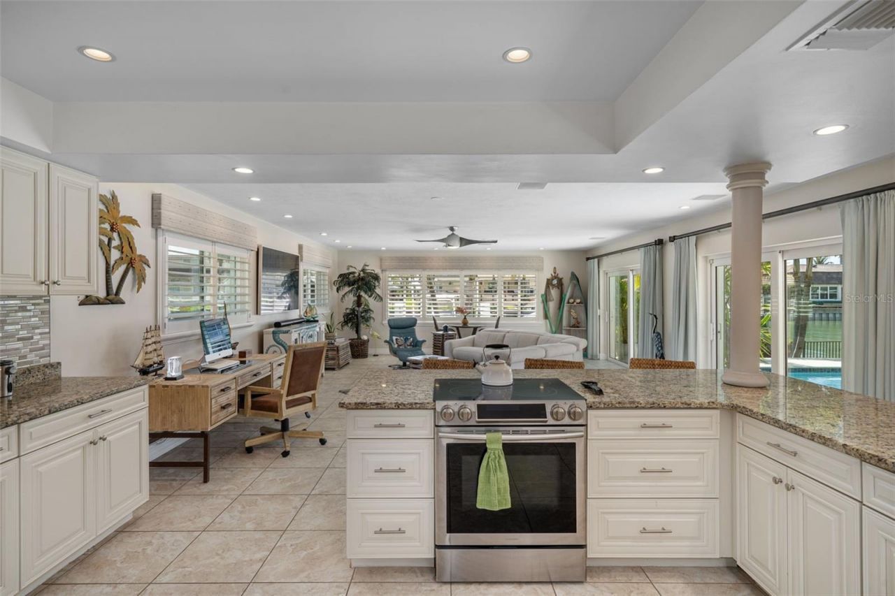 4928 61st Avenue S, Saint Petersburg, FL 33715 Photo