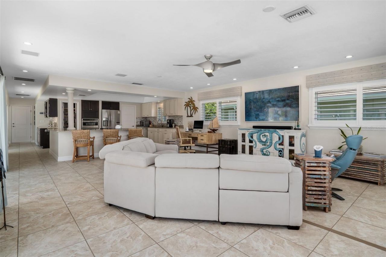 4928 61st Avenue S, Saint Petersburg, FL 33715 Photo