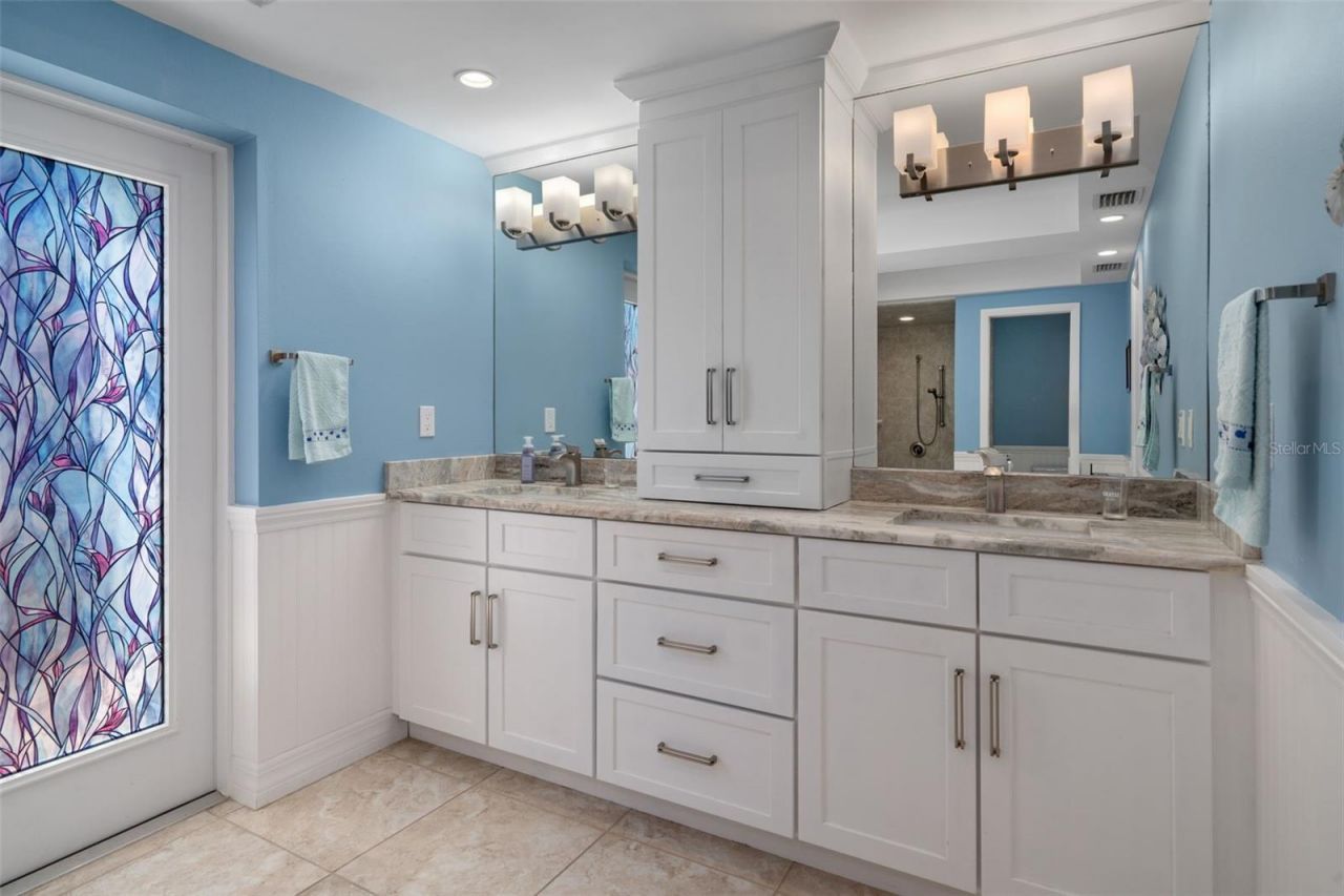 4928 61st Avenue S, Saint Petersburg, FL 33715 Photo