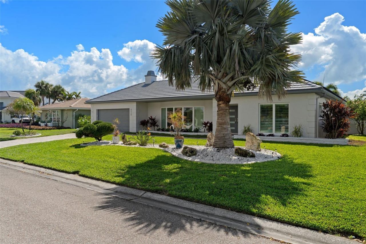 4928 61st Avenue S, Saint Petersburg, FL 33715 Photo