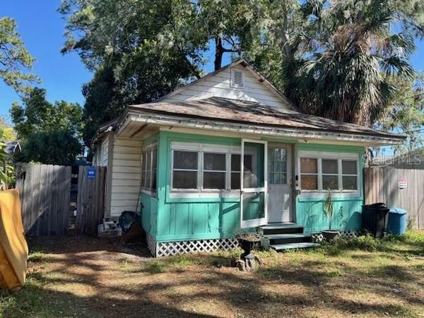 4233 MANTON LANE , HOLIDAY, FL 34691