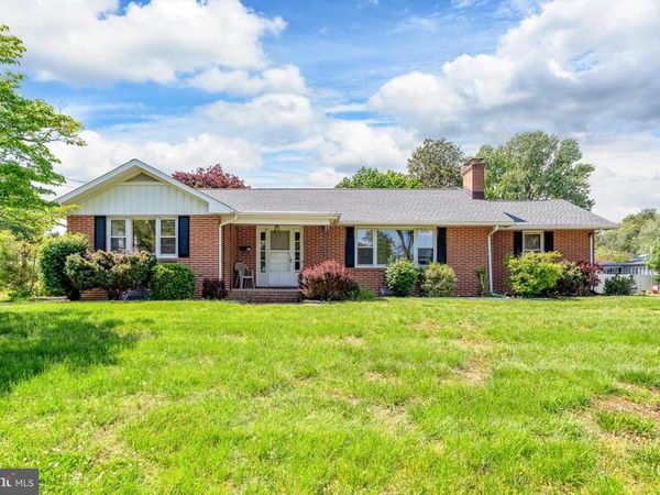 405 LAKELAWN DRIVE, MILFORD, DE 19963