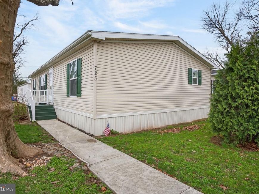 723 Sherry Lane, Lancaster, PA 17601 Main Photo