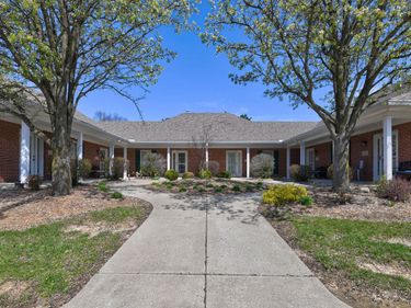 832 Garden Pointe Drive, Unit 832, Simpsonville, KY 40067