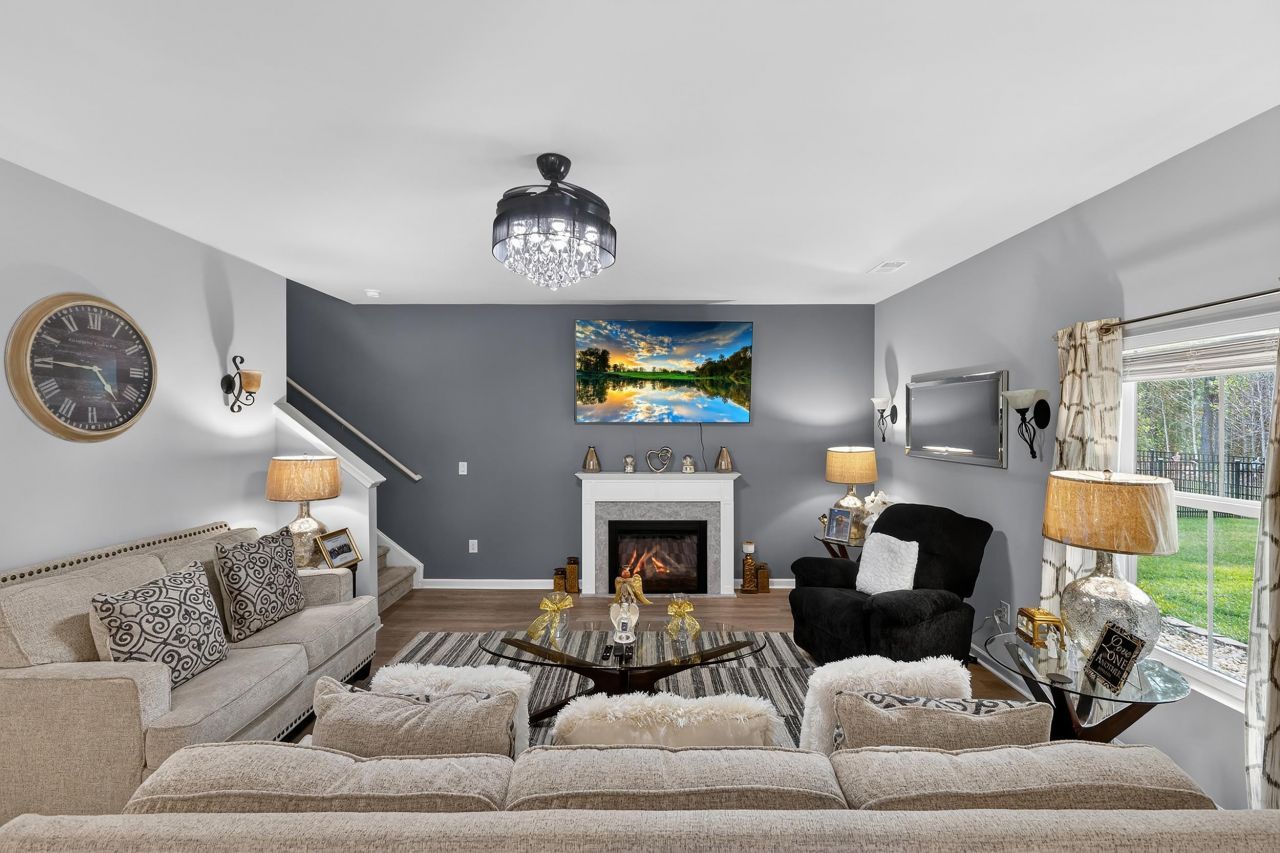 343 Fennec Loop Photo 4