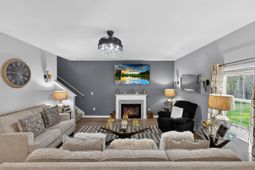 343 Fennec Loop photo 4