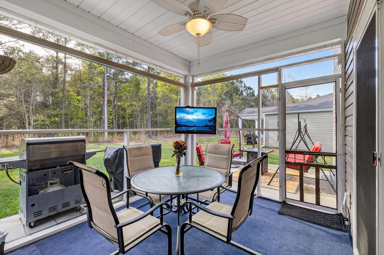 343 Fennec Loop Photo 46