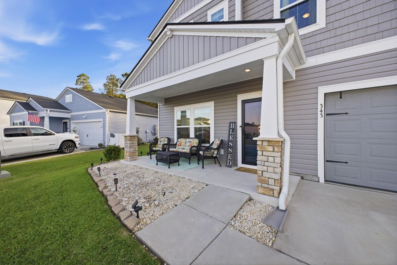 343 Fennec Loop Photo 51