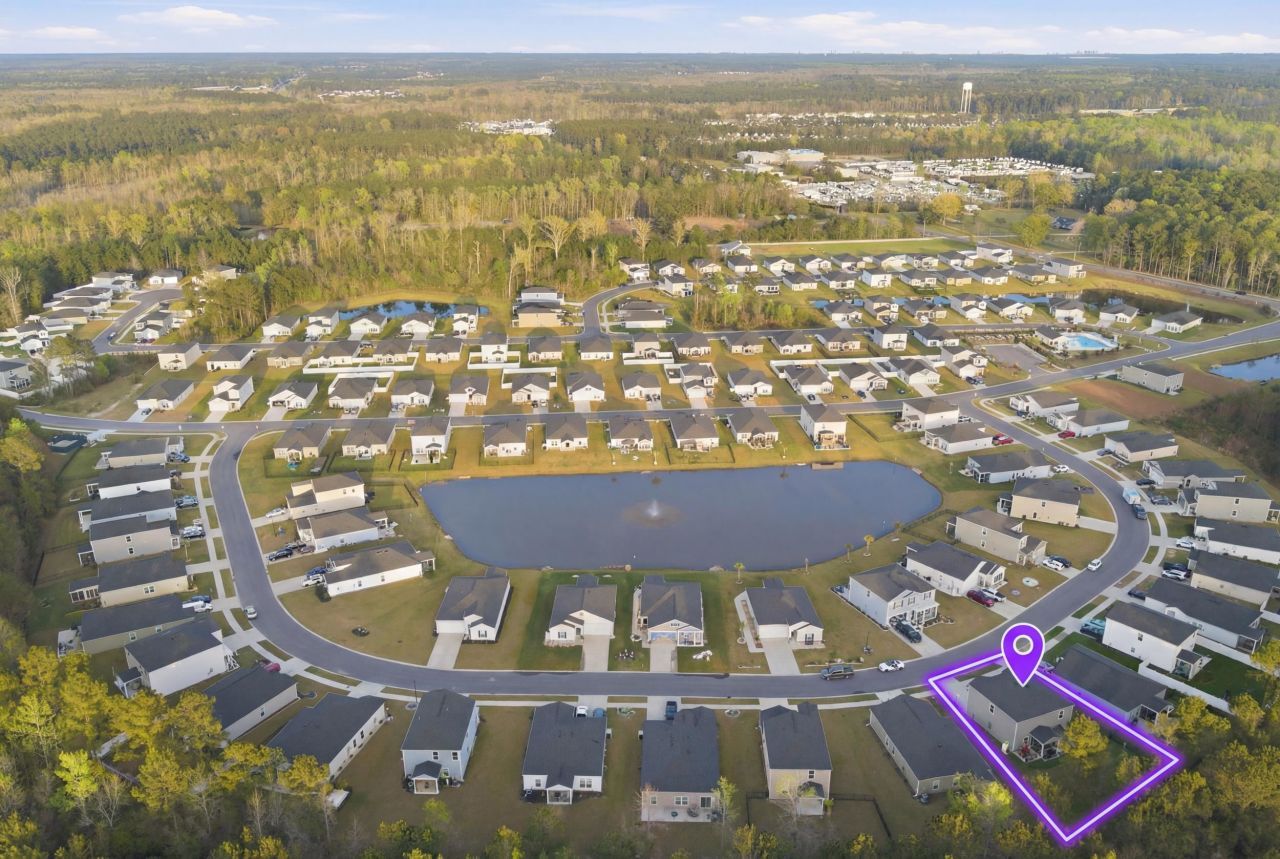 343 Fennec Loop Photo 60