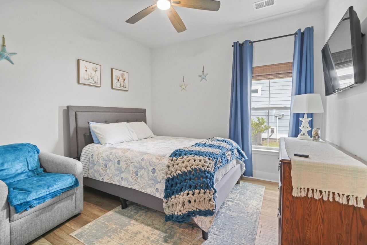 5872 Whitebark Dr. Photo 27