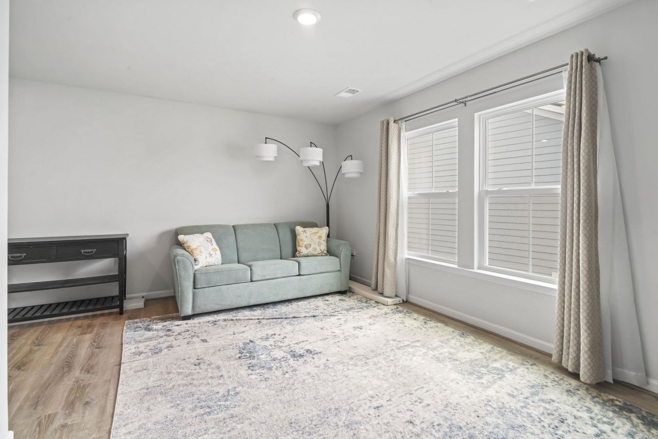 5872 Whitebark Dr. Photo 30