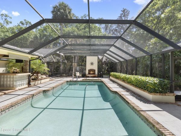 6235 4th Street , Vero Beach, FL 32968