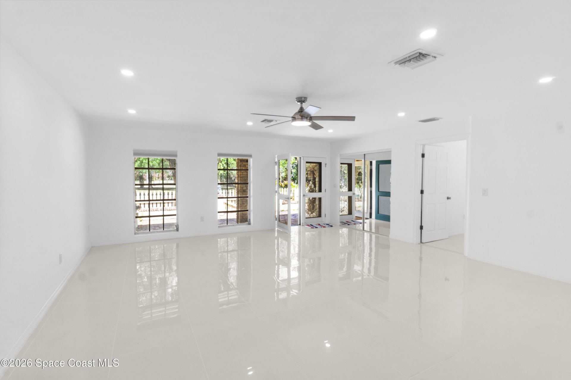 6235 4th Street, Vero Beach, FL 32968 Photo