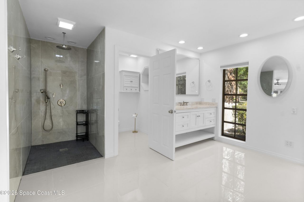 6235 4th Street, Vero Beach, FL 32968 Photo