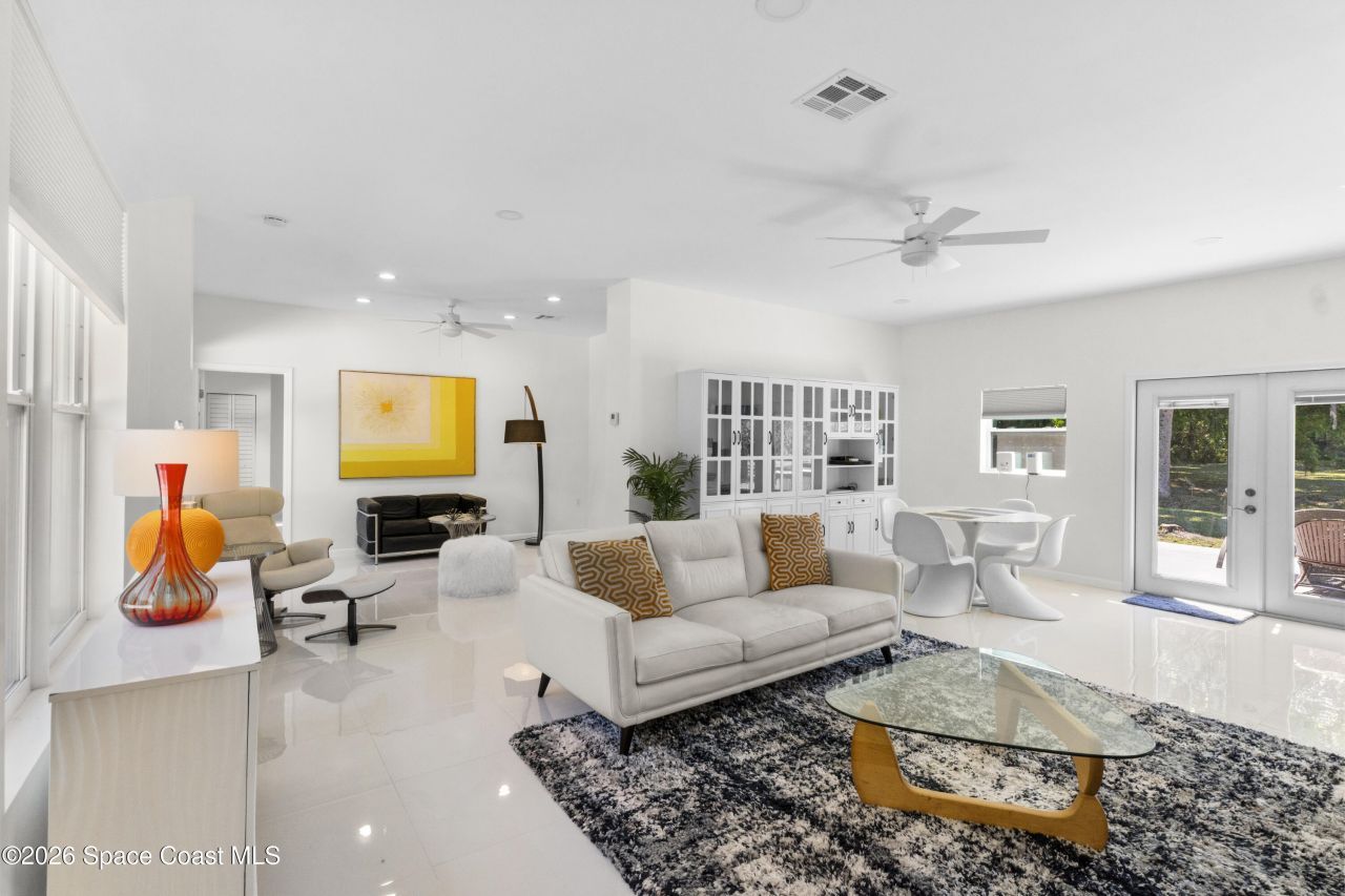 6235 4th Street, Vero Beach, FL 32968 Photo