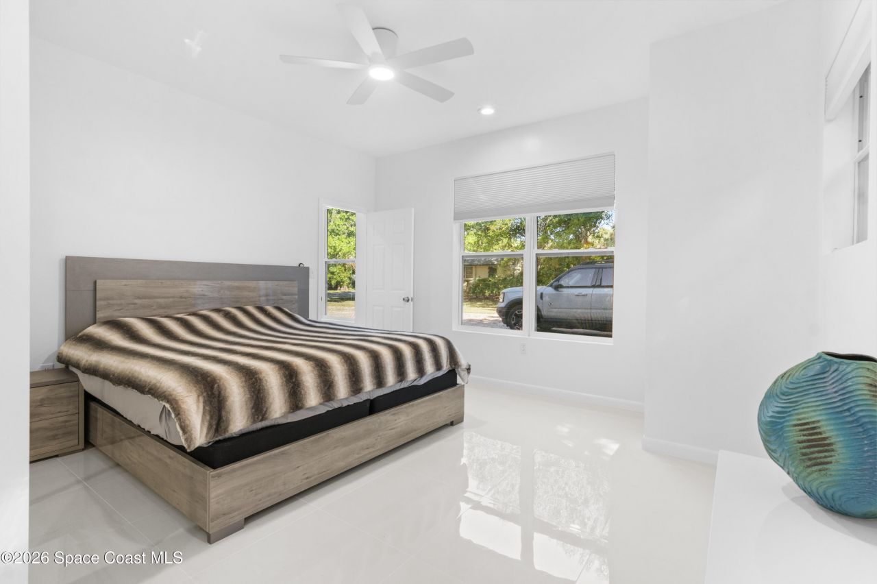 6235 4th Street, Vero Beach, FL 32968 Photo