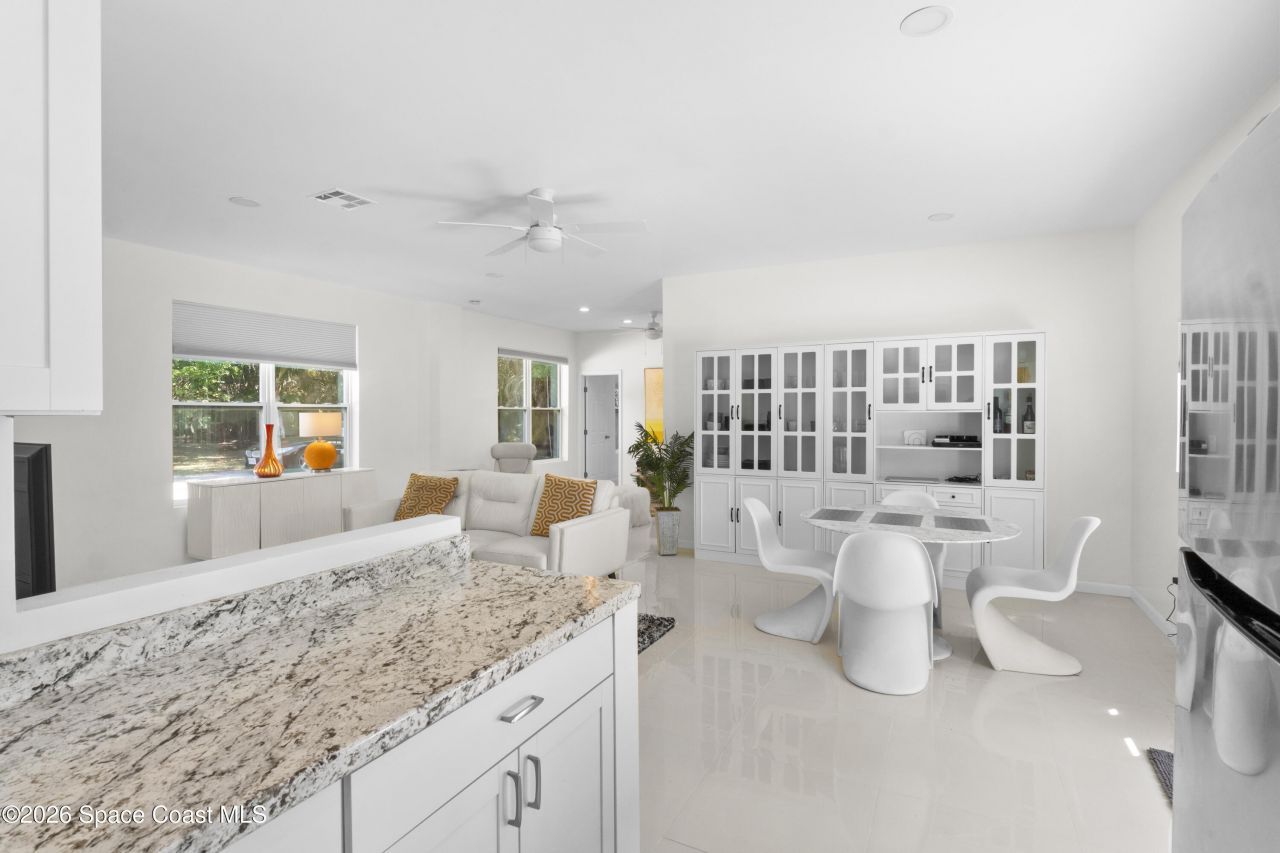 6235 4th Street, Vero Beach, FL 32968 Photo