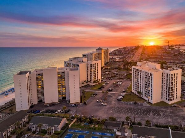 900 Gulf Shore Drive, UNIT 3042, Destin, FL 32541
