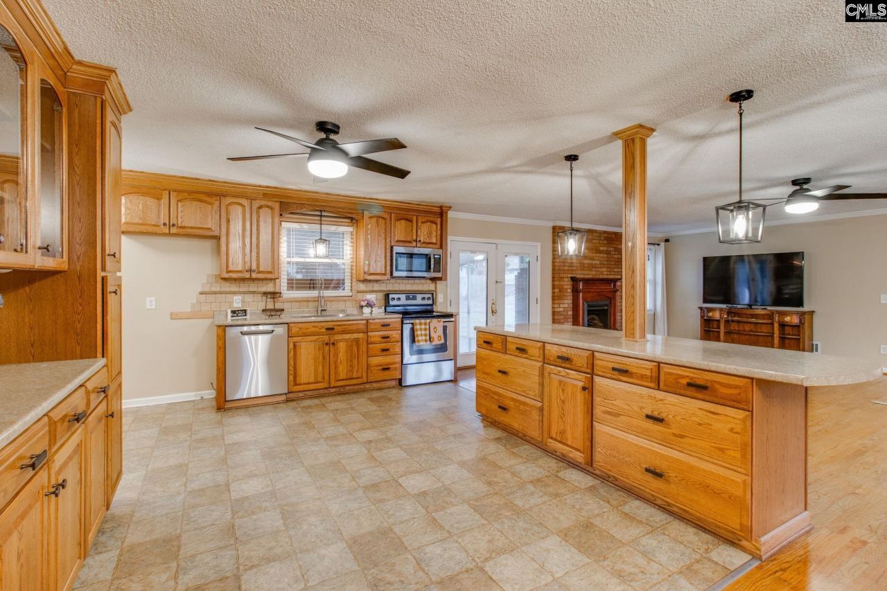 2736 Platt Springs Road Photo 10
