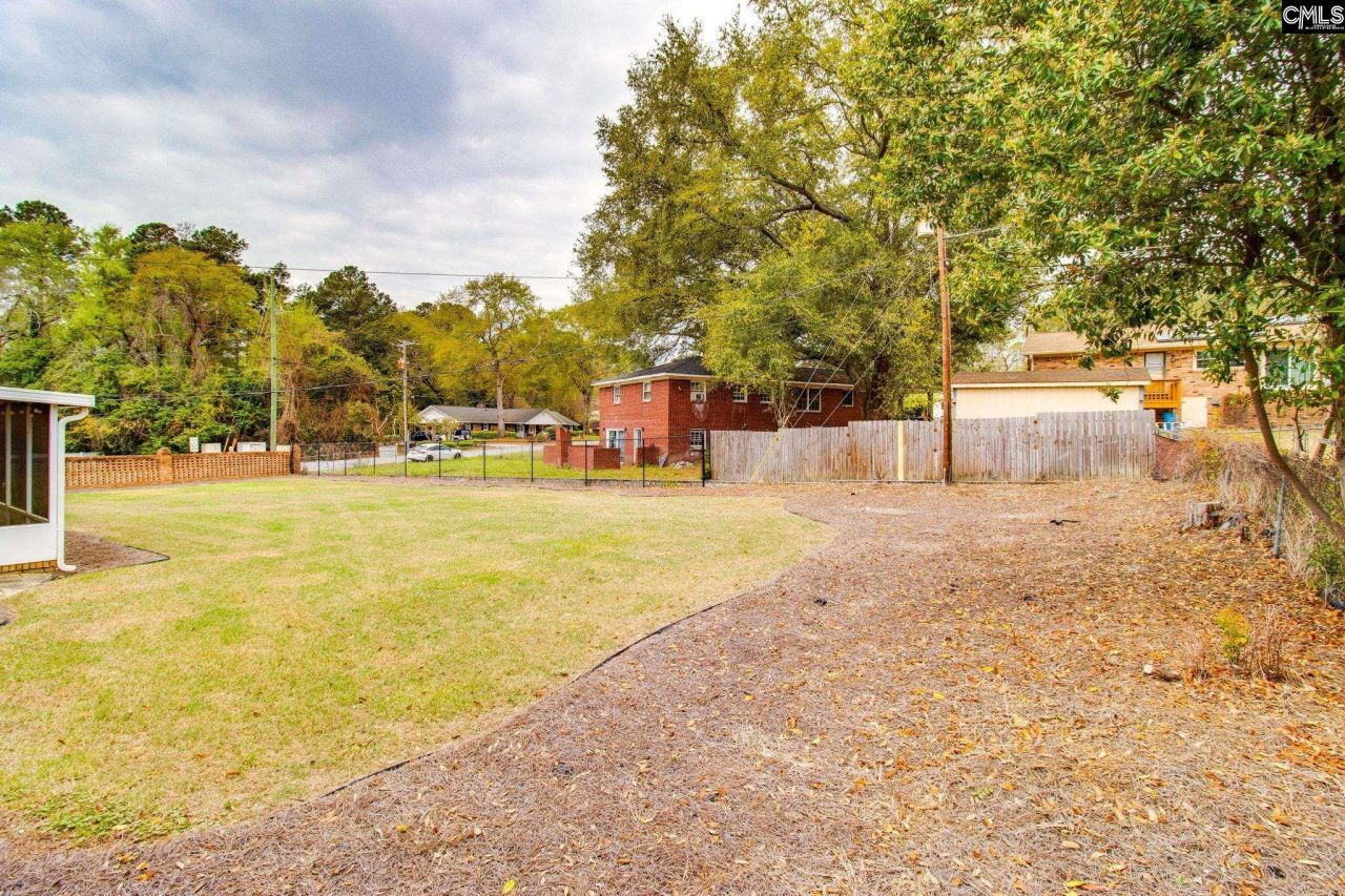 2736 Platt Springs Road Photo 32