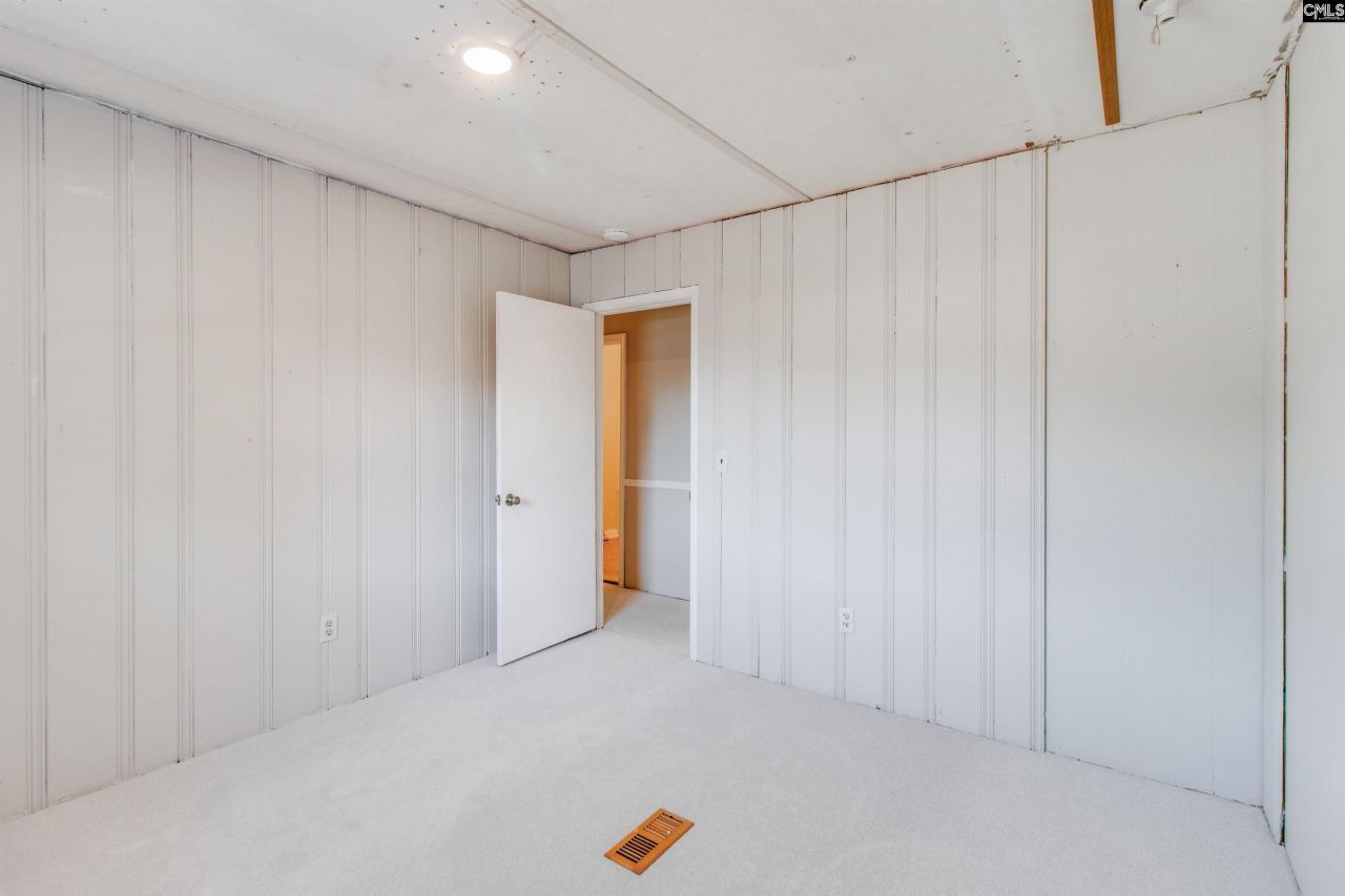 1130 Floyd Dr Photo 14