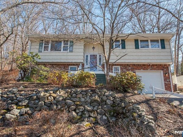103 Cedar Road, RINGWOOD, NJ 07456