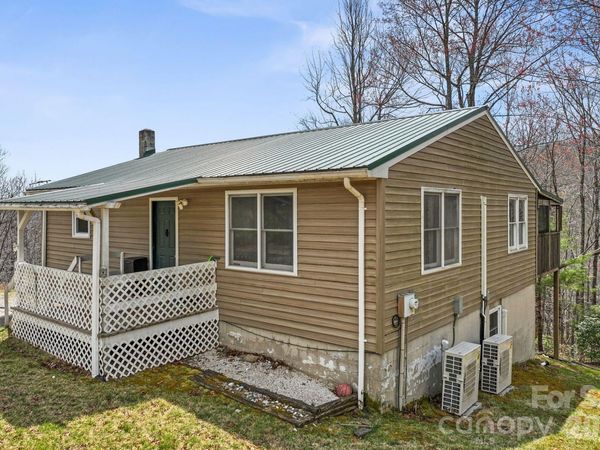 288 Willow Lane, Rosman, NC 28772