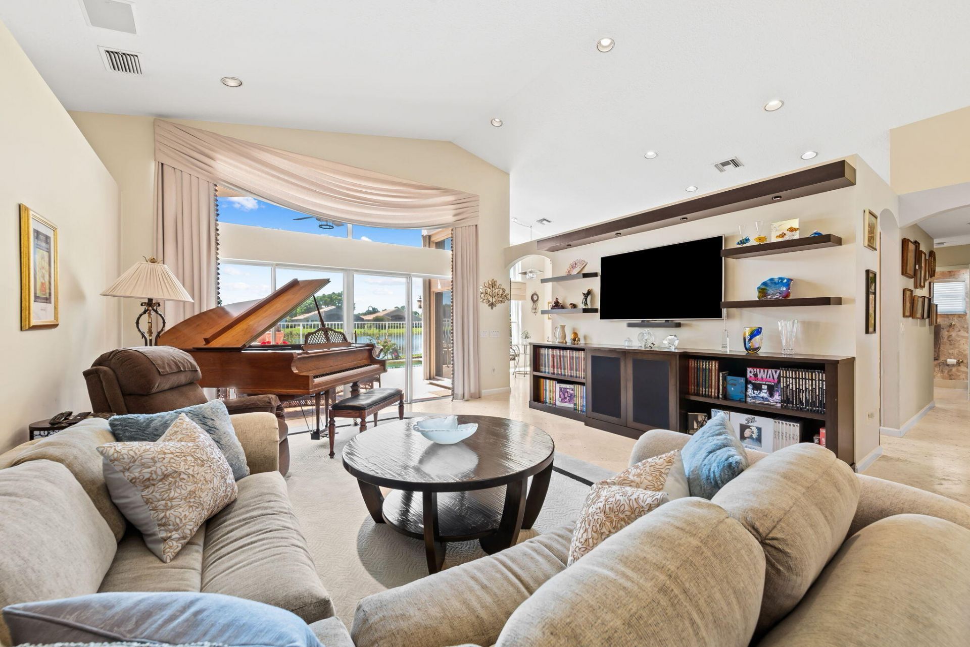 11655 Pamplona Boulevard, Boynton Beach, FL 33437 Photo