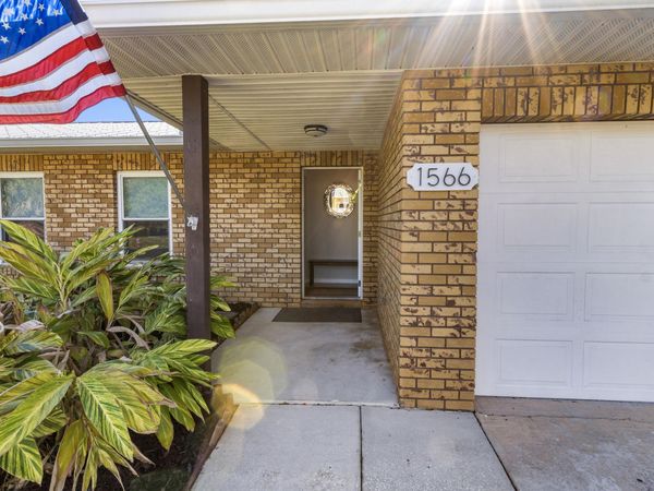 1566 Picasso Street, Sebastian, FL 32958