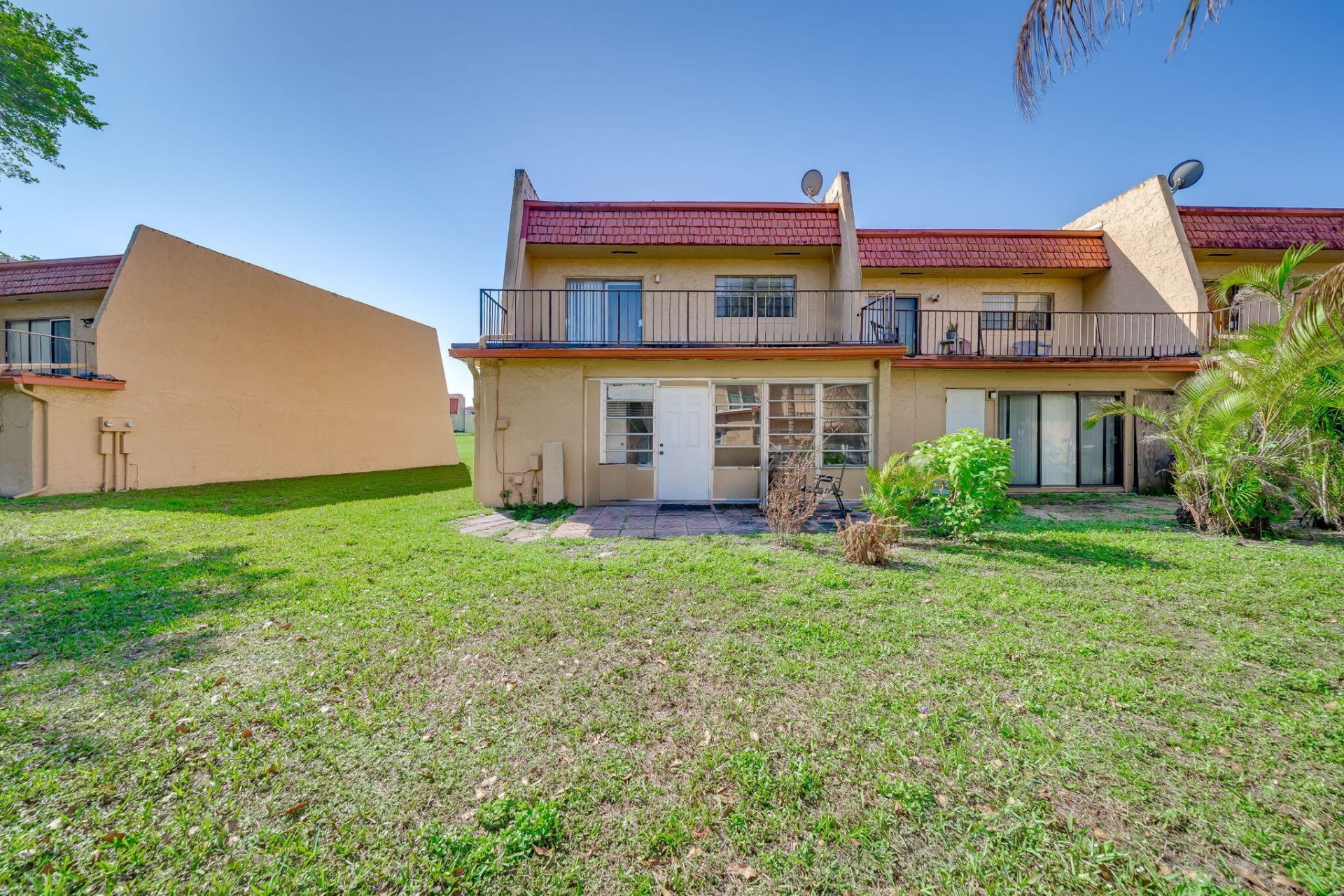 7 Ann Lee Lane, Tamarac, FL 33319 Photo