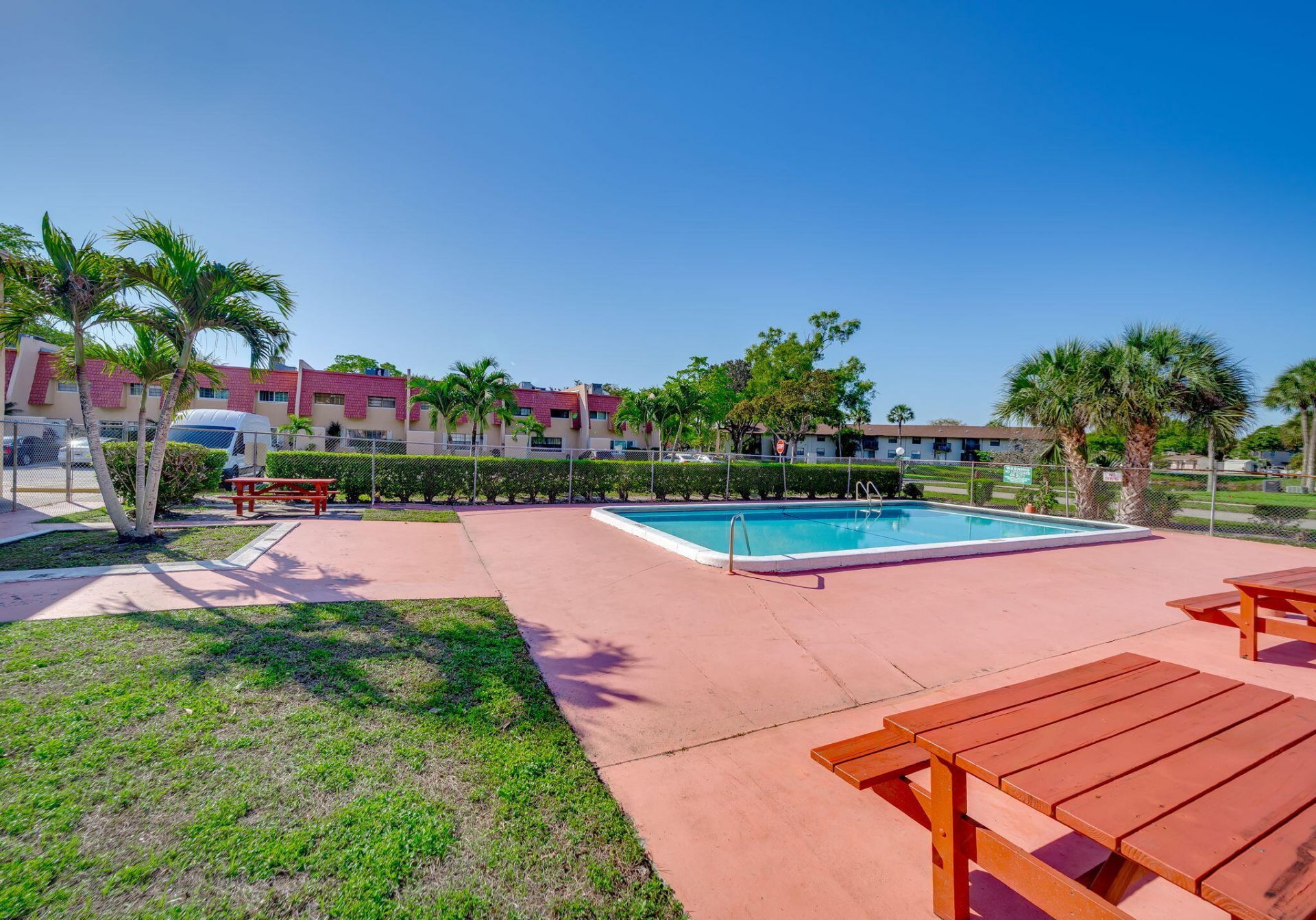 7 Ann Lee Lane, Tamarac, FL 33319 Photo