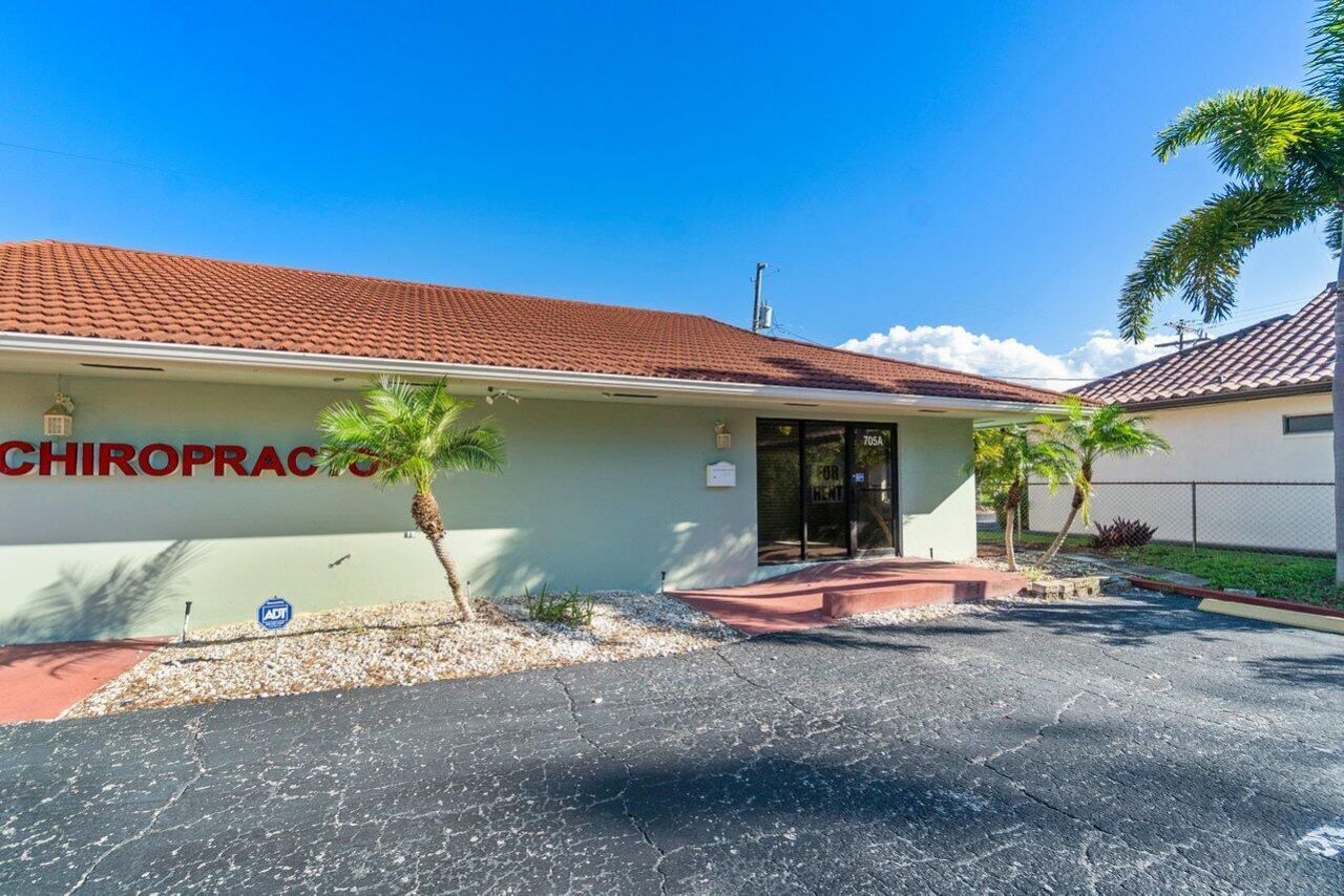 705 Park Avenue, Lake Park, FL 33403 Photo