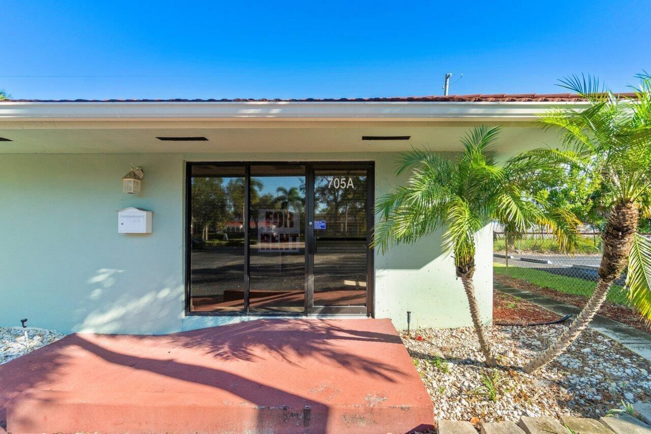 705 Park Avenue, Lake Park, FL 33403 Photo