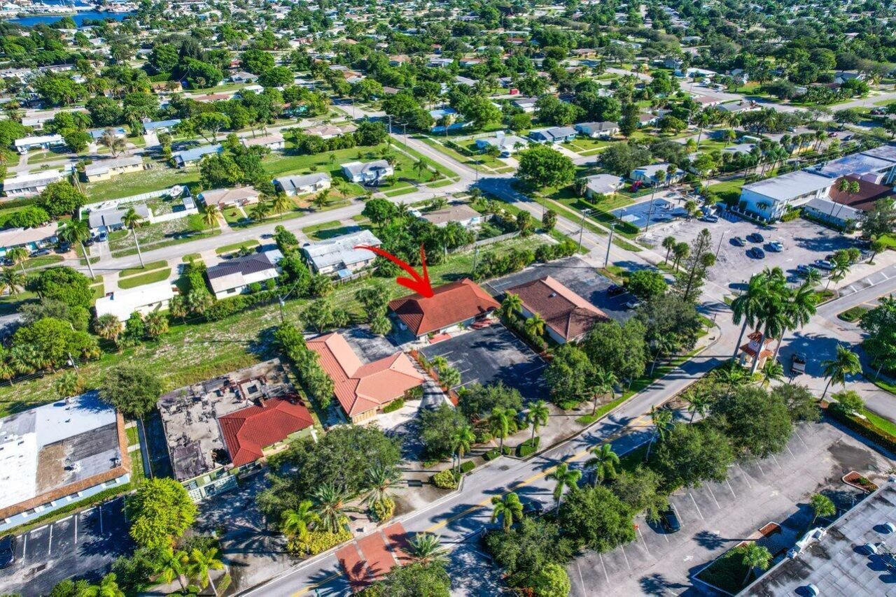 705 Park Avenue, Lake Park, FL 33403 Photo