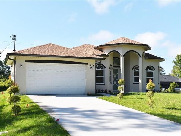 2515 45th ST W, LEHIGH ACRES, FL 33971