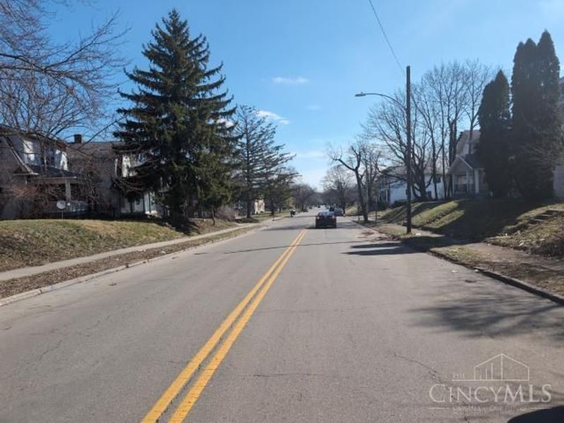 719 W Fairview Avenue, Dayton, OH 45406 Photo 5