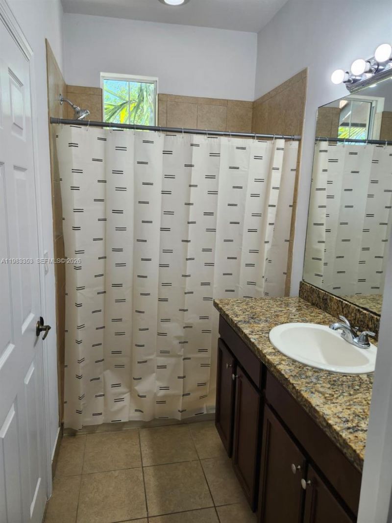 1322 SW 147th Ter , Pembroke Pines, FL 33027 Photo