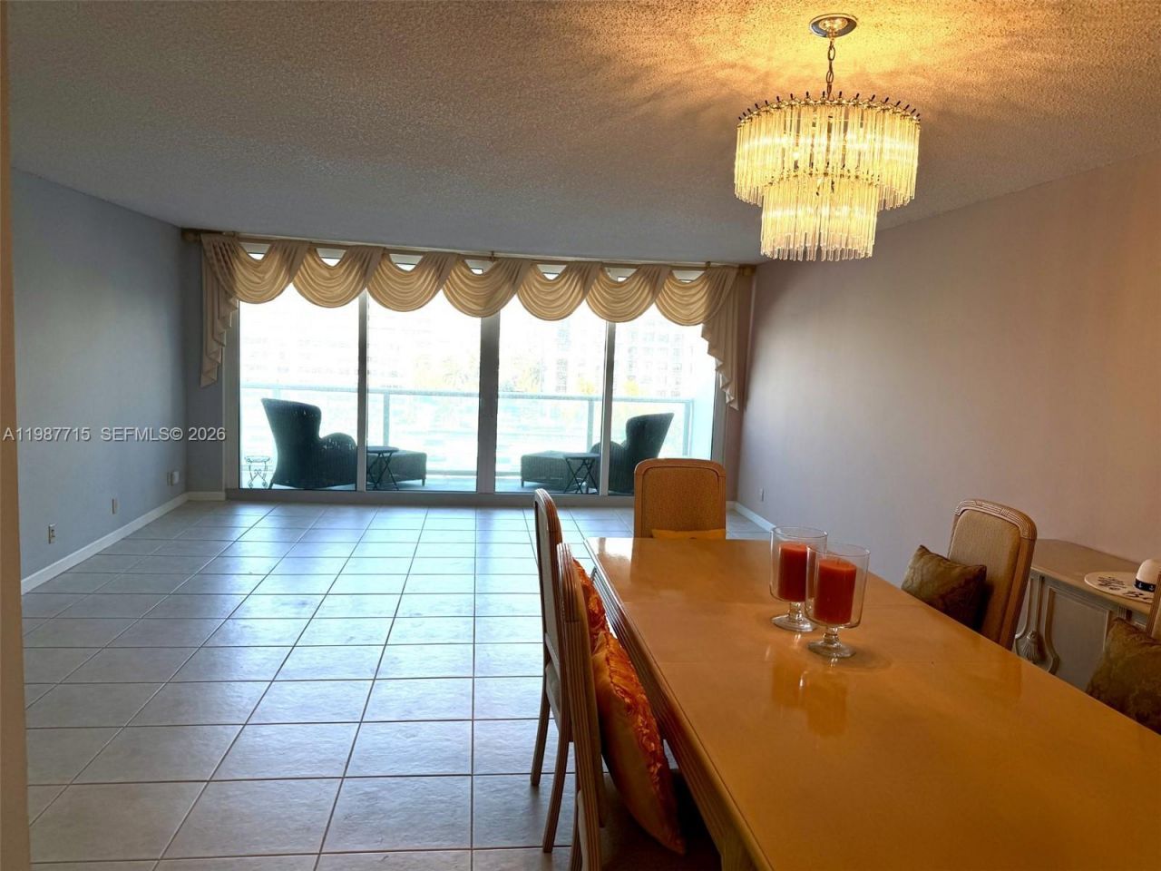 100 Bayview Dr, Unit 528, Sunny Isles Beach, FL 33160 Photo