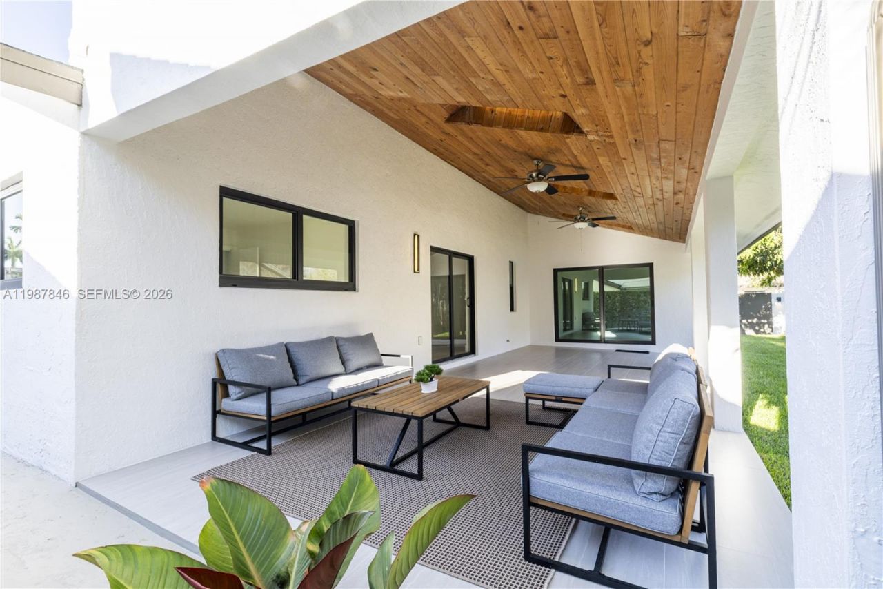 12271 SW 95th St , Miami, FL 33186 Photo