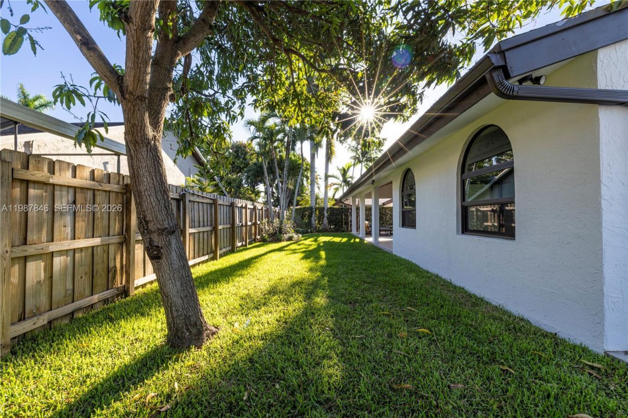 12271 SW 95th St , Miami, FL 33186 Photo