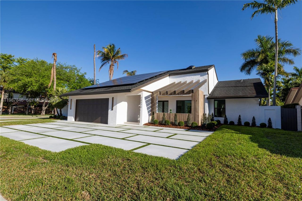 12271 SW 95th St , Miami, FL 33186 Photo