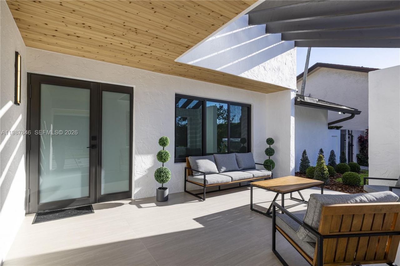 12271 SW 95th St , Miami, FL 33186 Photo